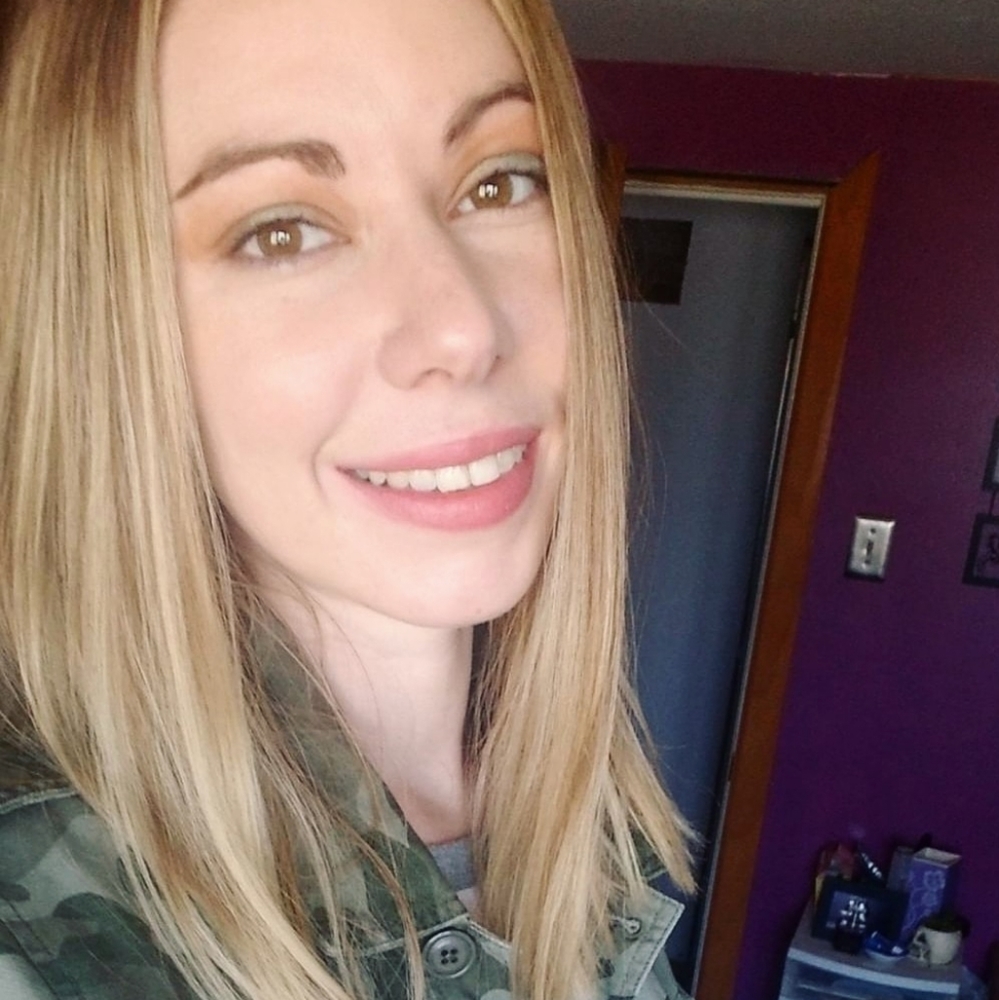 Meet your Posher, Caitlynn